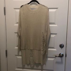 Long sleeve shredded top